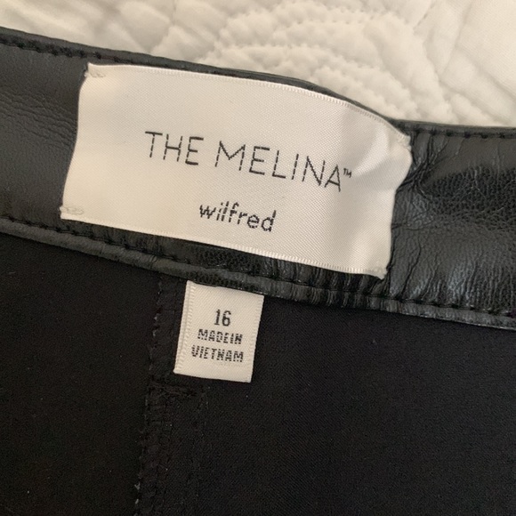 Wilfred BNWT never been worn. Size 16. Vegan leather, buttery soft. So comfy🥰 - Picture 6 of 13